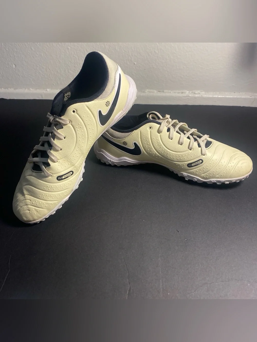 Nike Tiempo Legend 10 Academy Turf Lemonade Black Soccer Shoes DV4342-700 Size 7